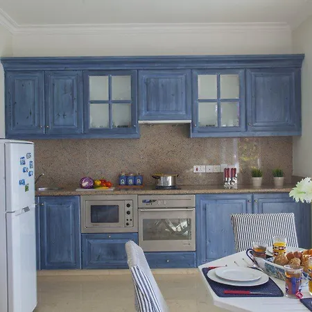 “enjoy The Holiday While Staying In This Villa” 71 וילה