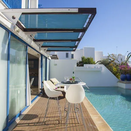 “enjoy The Holiday While Staying In This Villa” 71 빌라 *