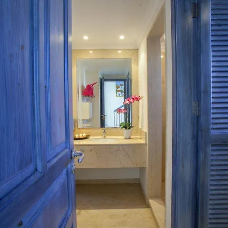 “enjoy The Holiday While Staying In This Villa” 71 빌라 *