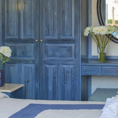 “enjoy The Holiday While Staying In This Villa” 71 * Protarász