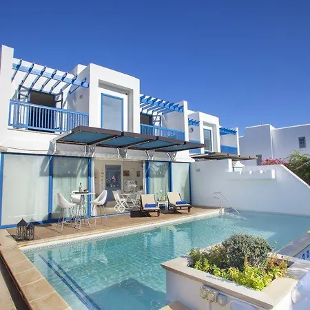“enjoy The Holiday While Staying In This Villa” 71 빌라 프로타라스